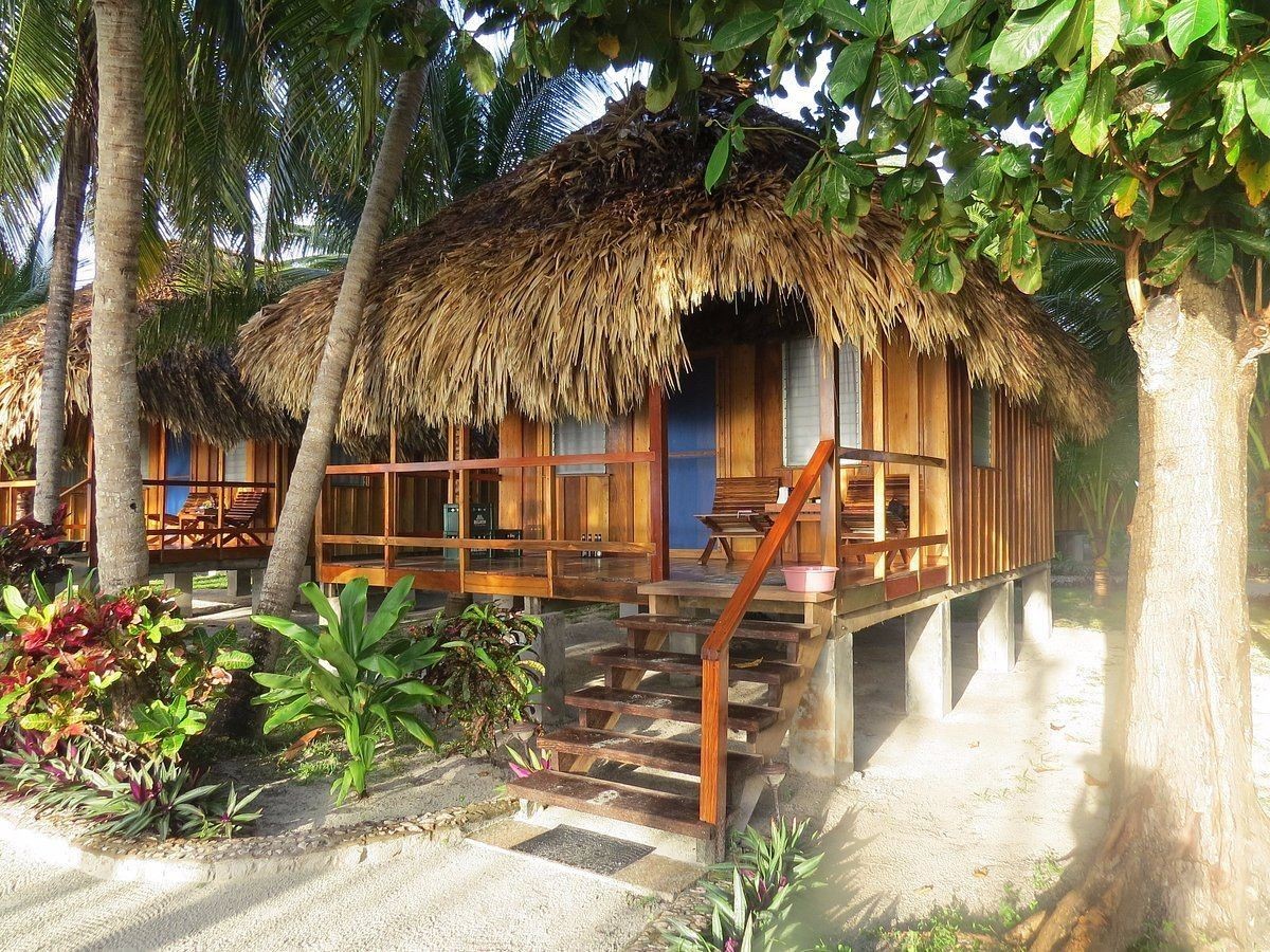 Fun-in-the-Sun---St.-Georges-Caye-Resort-Belize-2