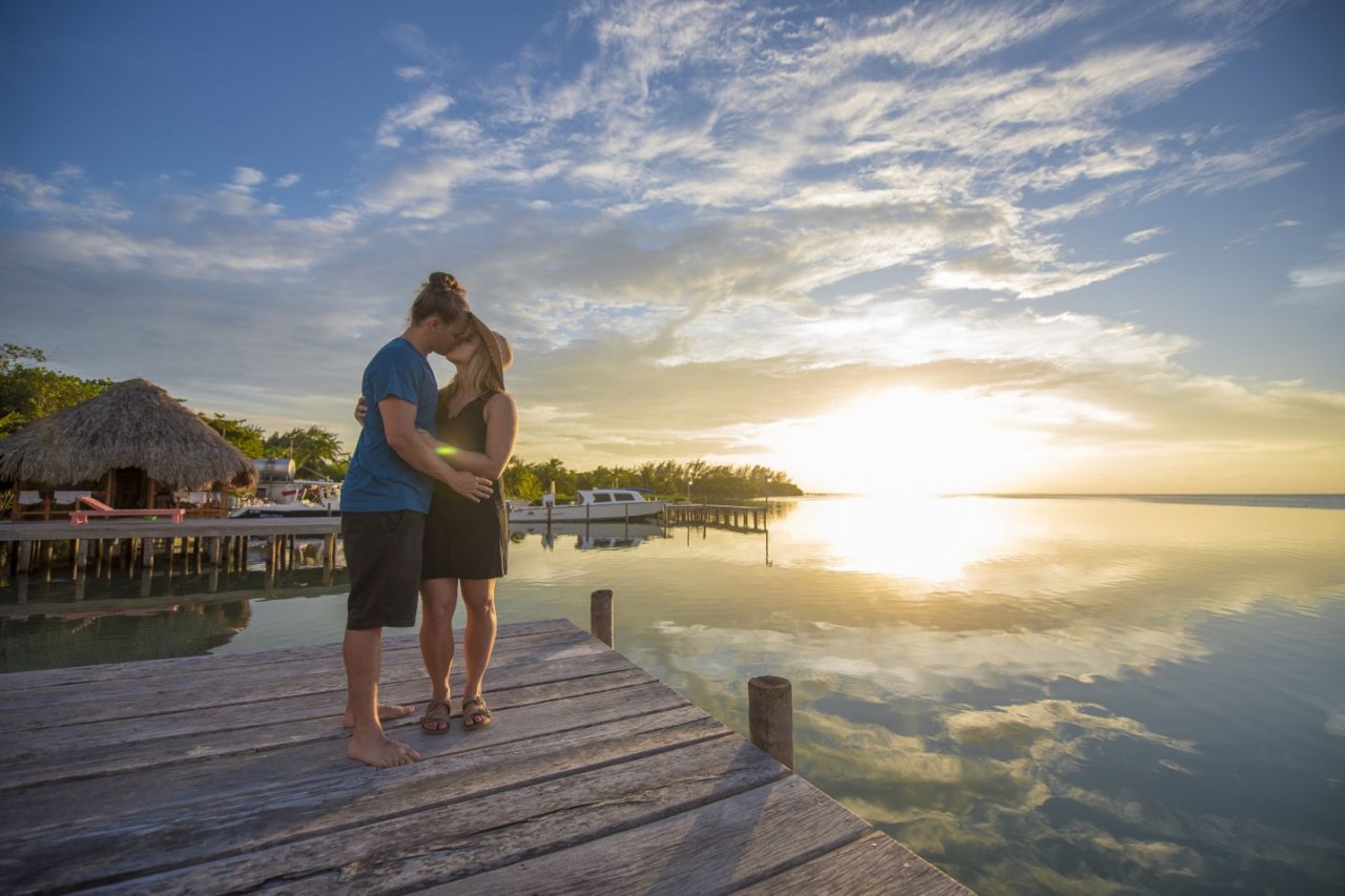 honeymoon-caribbean-sea-belize-island--resort