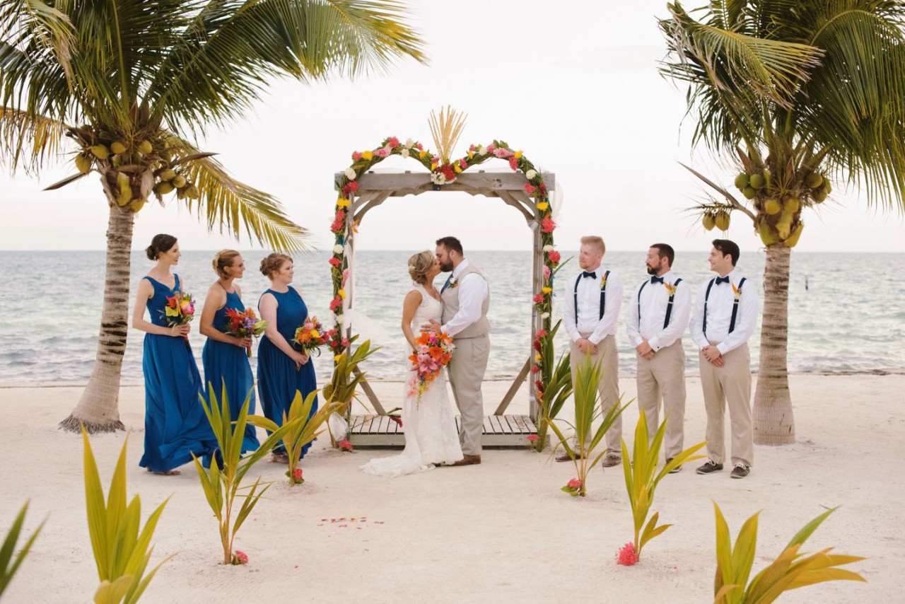 destination-wedding-beach-belize-islandjpg