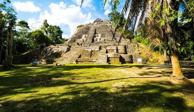 Adventure-in-St.-Georges-Caye-Resort-Belize---Maya-Ruins-4